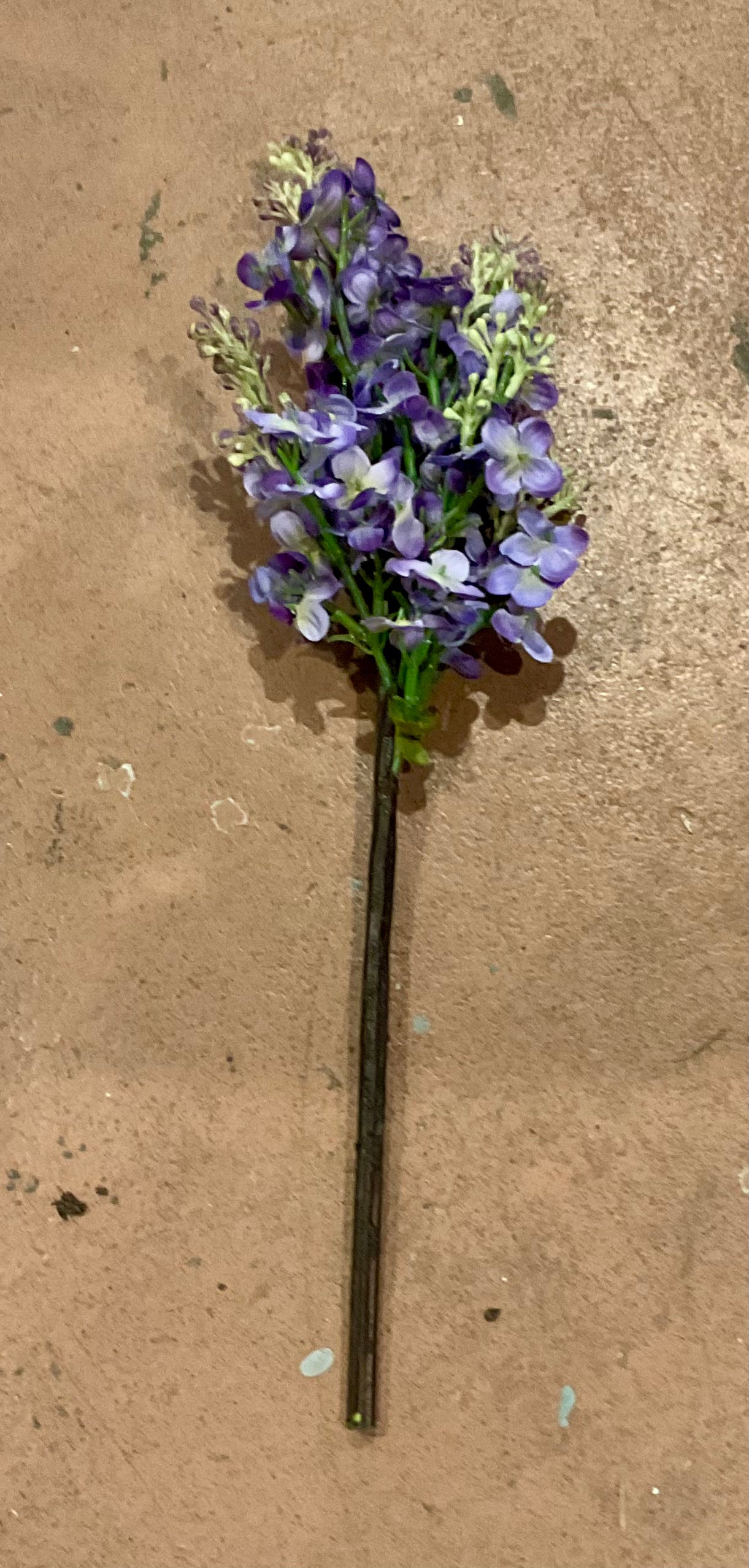 15.5" Purple Lilac Stem