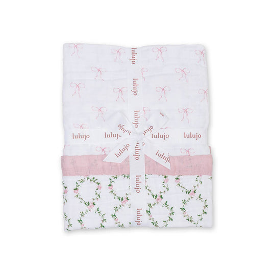 Classic Cotton Quilt- Bows & Rose Trellis