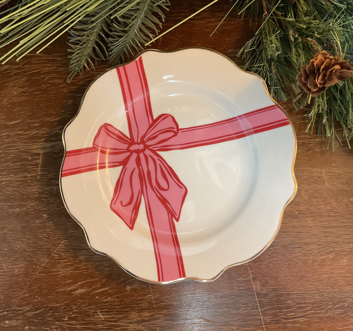 Die Cut Appetizer Plate Peppermint Present