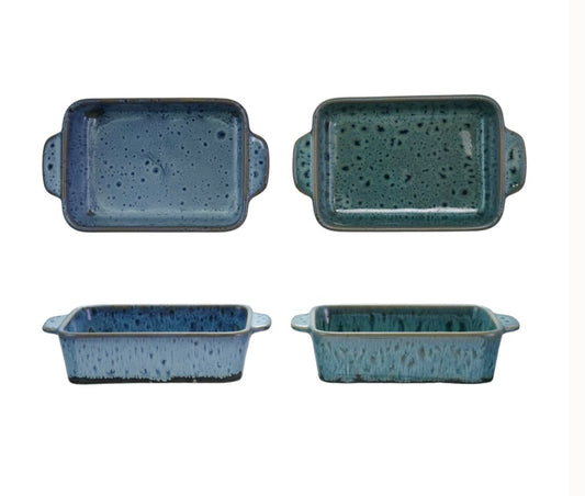 8 1/4” Stoneware Baker w Handle