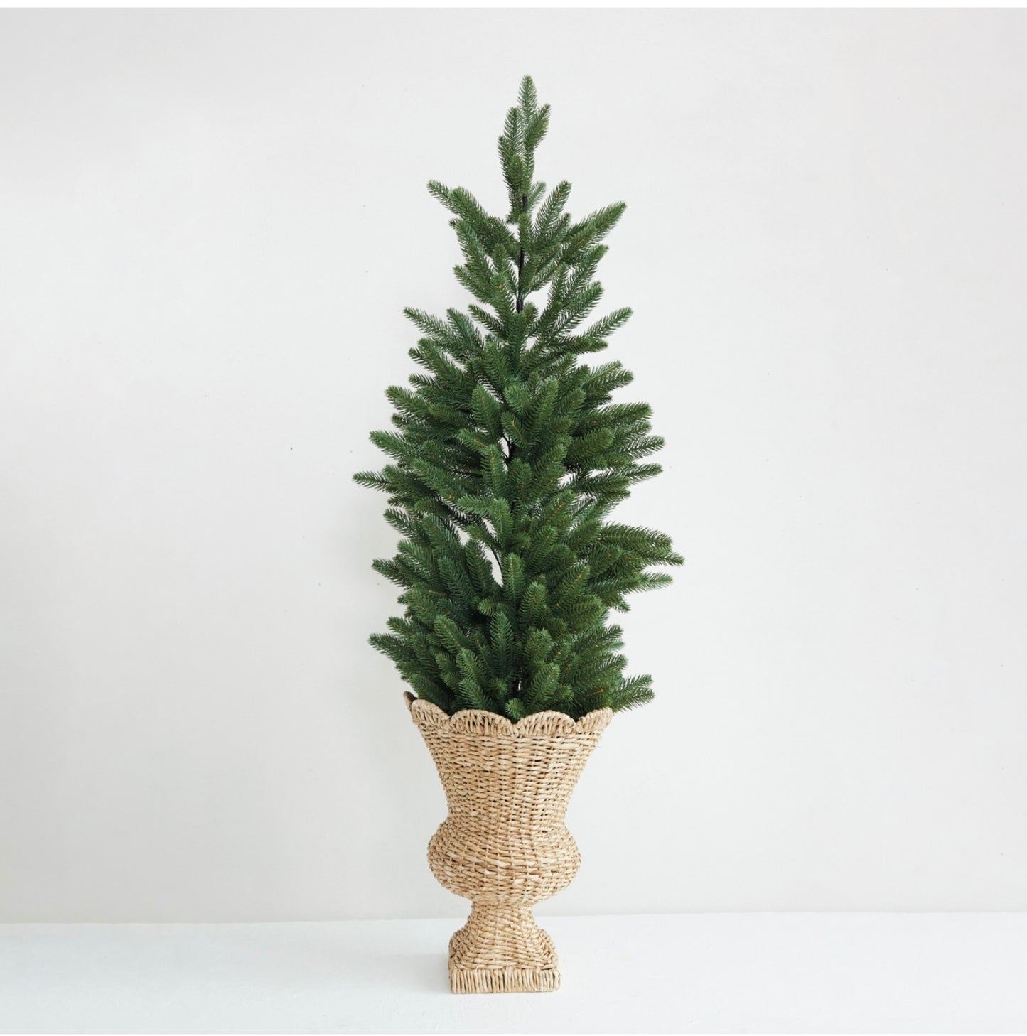 Hand-Woven Rattan Scalloped Urn, Natural