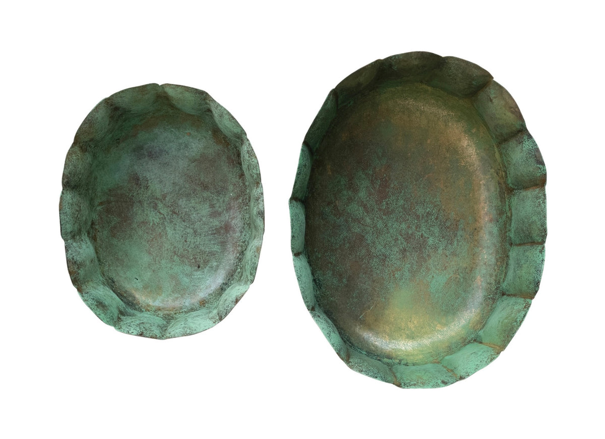 Metal Scalloped Footed Planter