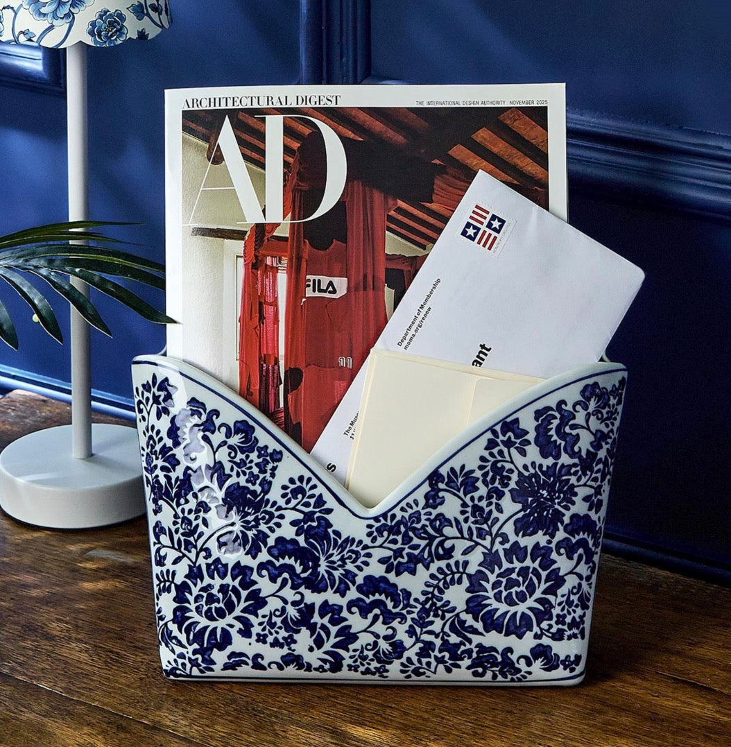 Chinoiserie Blue &White Porcelain Letter Holder