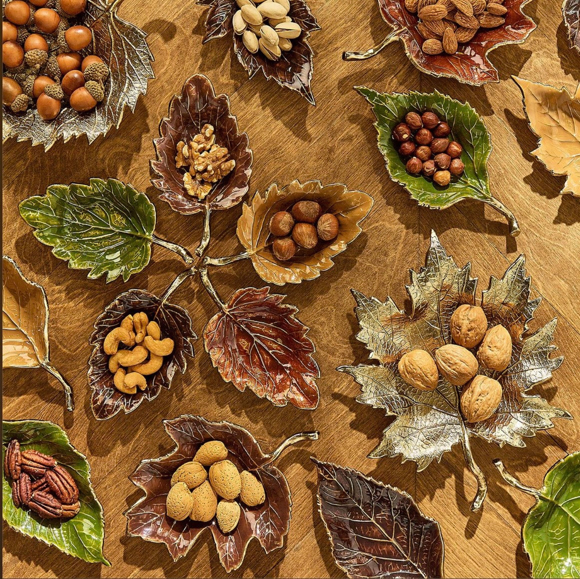 Autumn Allure Leaf Tray