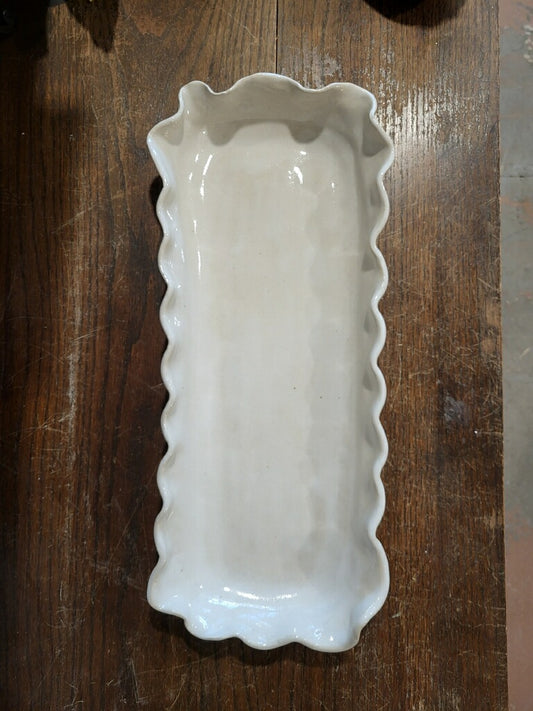 Pearl Ruffle Rectangle Platter
