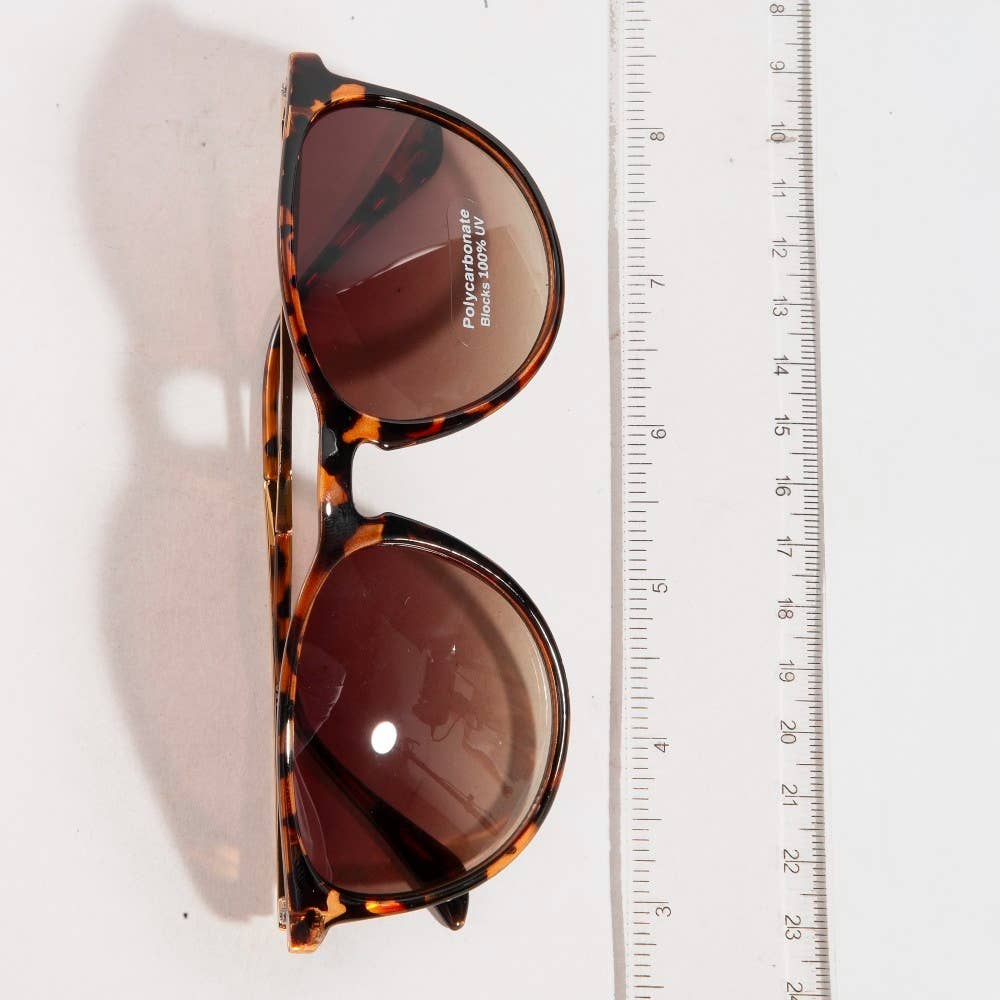 Basic Tortoise Frame Round Lens Sunglasses Set